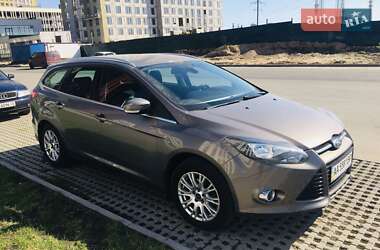 Универсал Ford Focus 2014 в 