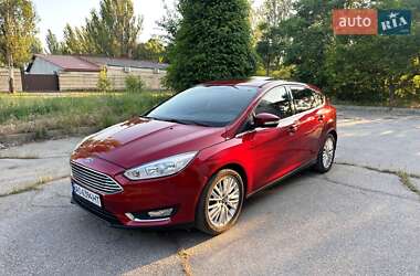 Хэтчбек Ford Focus 2016 в 