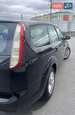 Универсал Ford Focus 2009 в 