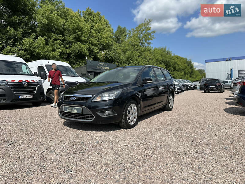 Ford Focus 2011