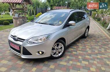 Универсал Ford Focus 2011 в Жовкве