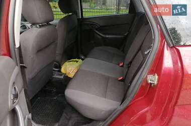 Седан Ford Focus 2003 в 