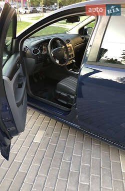 Универсал Ford Focus 2010 в 