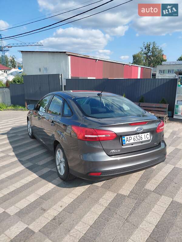 Седан Ford Focus 2017 в Львове
