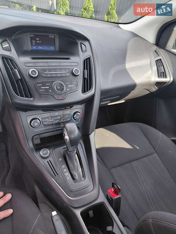 Седан Ford Focus 2017 в Львове