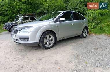 Хэтчбек Ford Focus 2007 в 