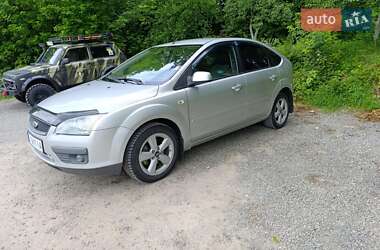 Хэтчбек Ford Focus 2007 в 