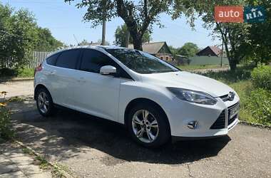 Хэтчбек Ford Focus 2013 в 