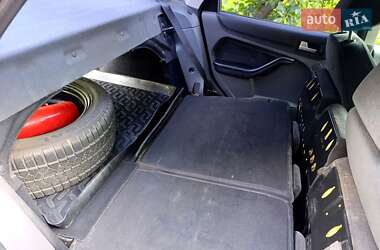 Седан Ford Focus 2006 в 