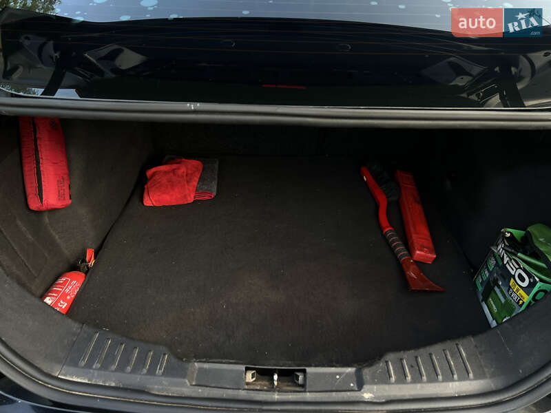 Седан Ford Focus 2016 в Бучаче