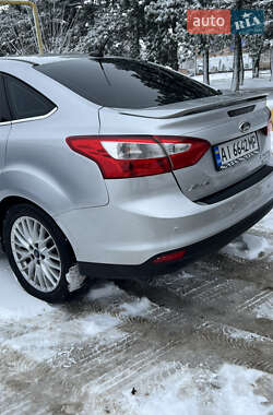 Седан Ford Focus 2013 в 