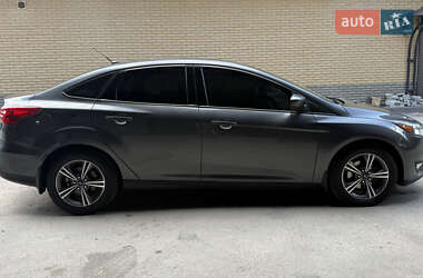 Седан Ford Focus 2017 в 
