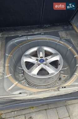 Универсал Ford Focus 2010 в 
