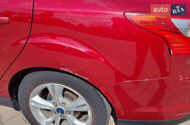 Седан Ford Focus 2014 в 