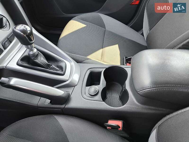 Универсал Ford Focus 2011 в Звягеле