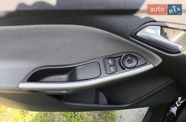 Универсал Ford Focus 2011 в 