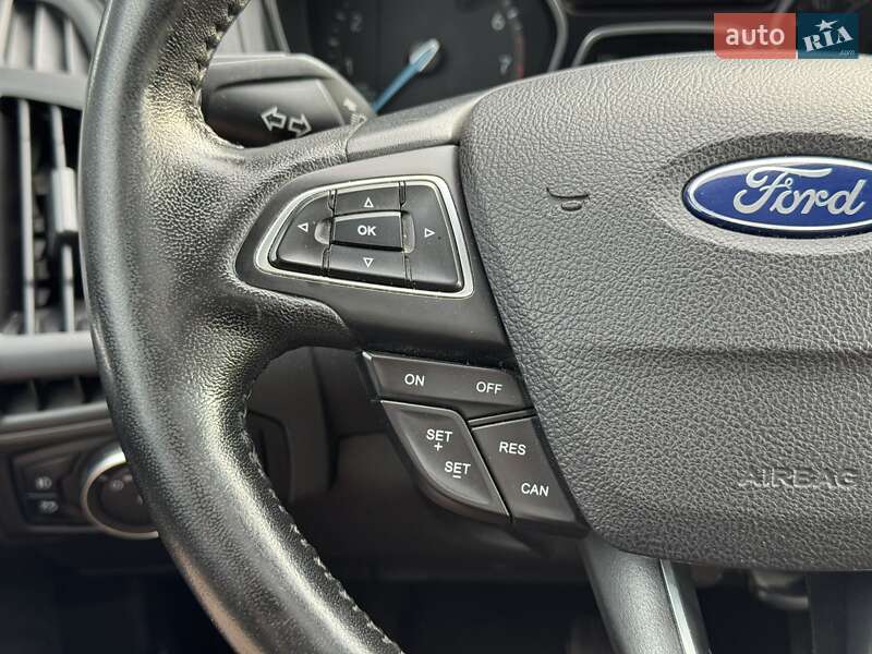 Хэтчбек Ford Focus 2016 в Хмельницком