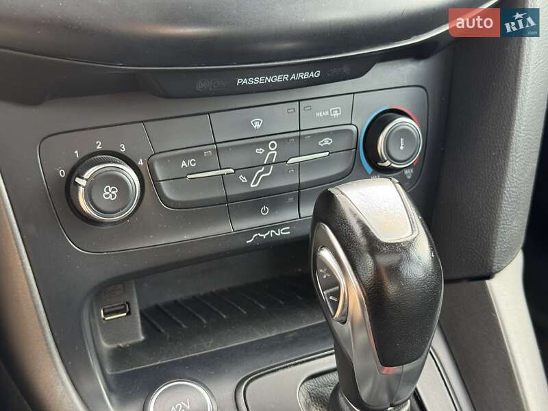 Хэтчбек Ford Focus 2016 в Хмельницком