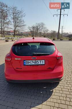 Хэтчбек Ford Focus 2016 в 
