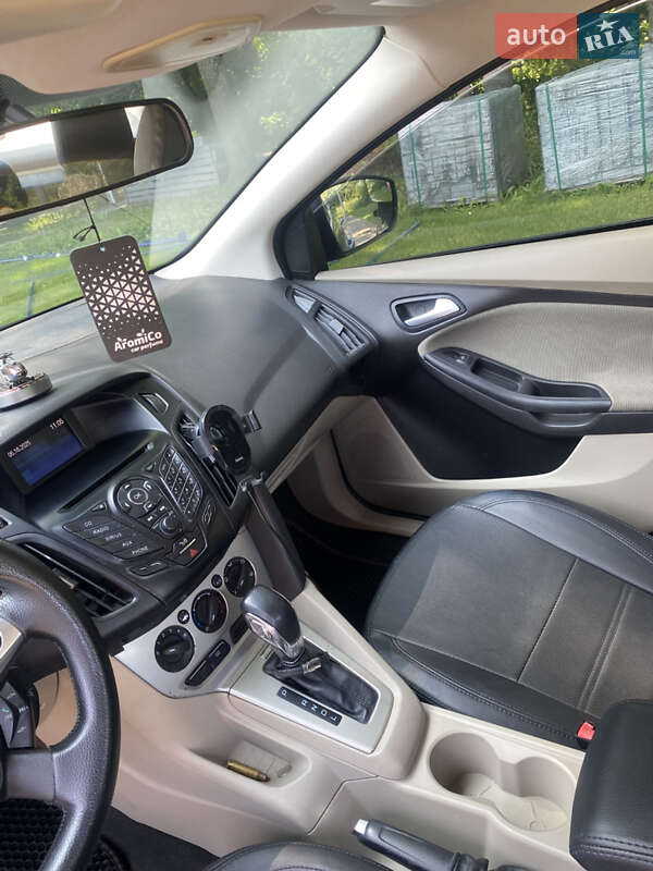 Седан Ford Focus 2012 в Гайсину
