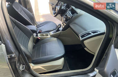 Седан Ford Focus 2012 в 