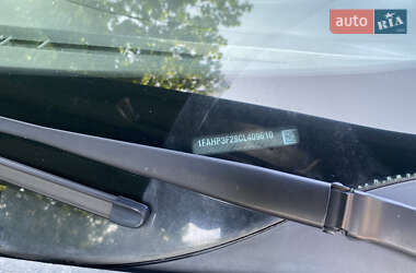 Седан Ford Focus 2012 в 