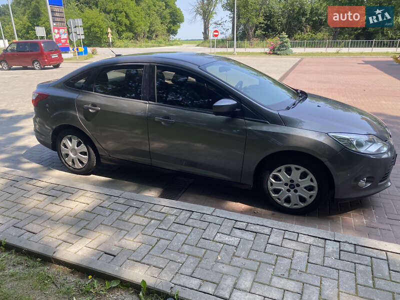Седан Ford Focus 2012 в Гайсину