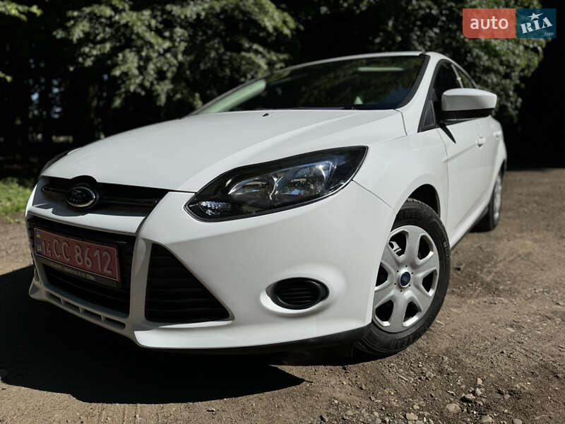 Седан Ford Focus 2012 в Львове
