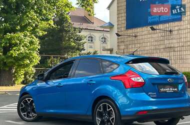 Хэтчбек Ford Focus 2014 в 