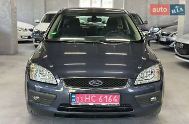 Хэтчбек Ford Focus 2006 в Каменском
