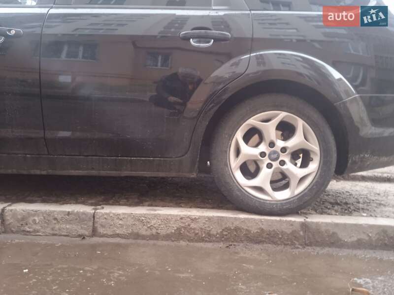 Универсал Ford Focus 2010 в Луцке
