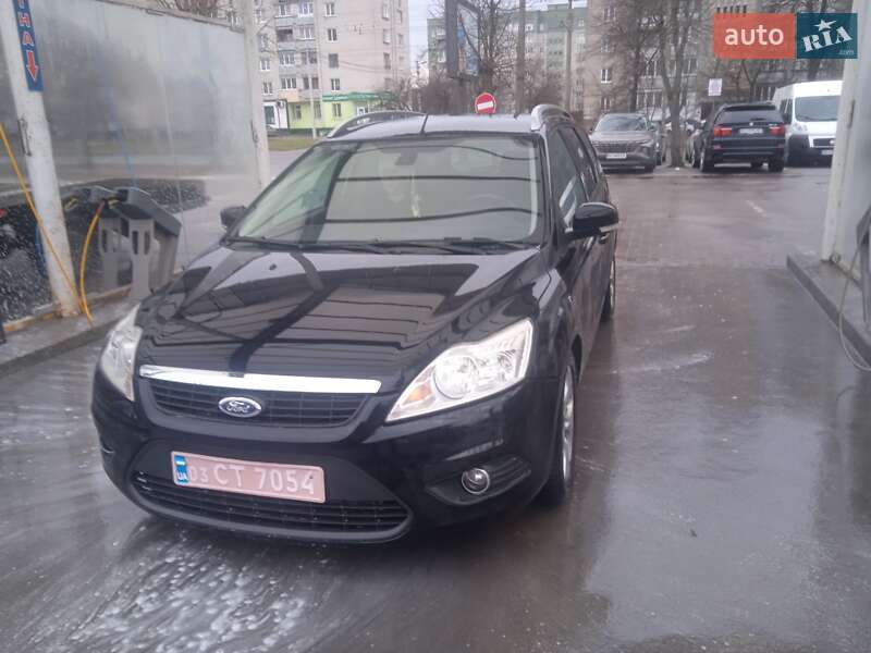 Универсал Ford Focus 2010 в 