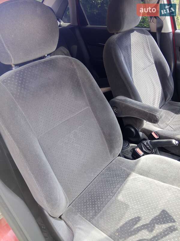 Седан Ford Focus 2003 в Сельце фото 9 Седан Ford Focus 2003 в Сельце