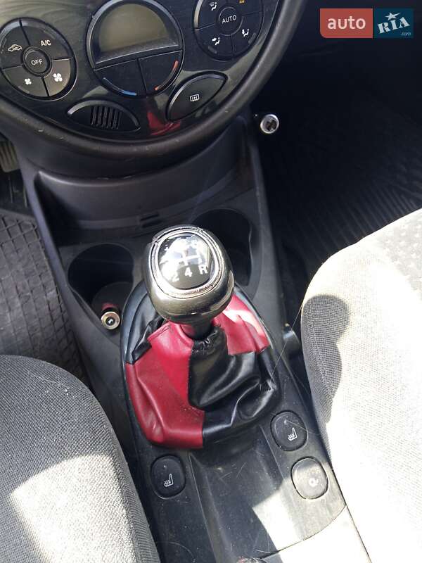 Седан Ford Focus 2003 в Сельце фото 13 Седан Ford Focus 2003 в Сельце