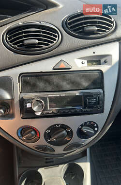 Универсал Ford Focus 2002 в 