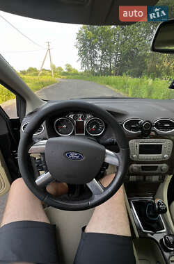 Универсал Ford Focus 2010 в 