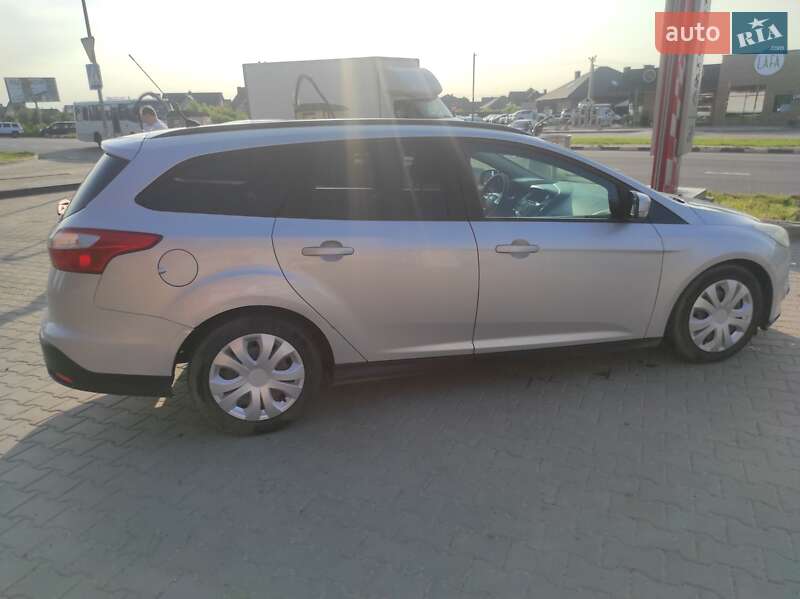 Универсал Ford Focus 2011 в Луцке