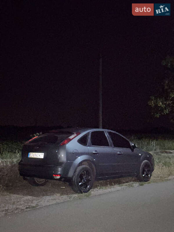 Хэтчбек Ford Focus 2005 в Днепре