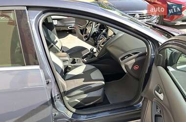 Седан Ford Focus 2011 в 