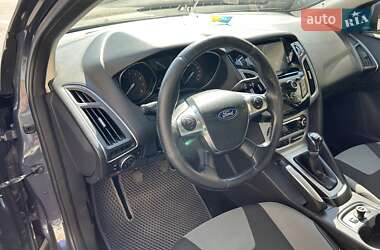 Седан Ford Focus 2011 в 