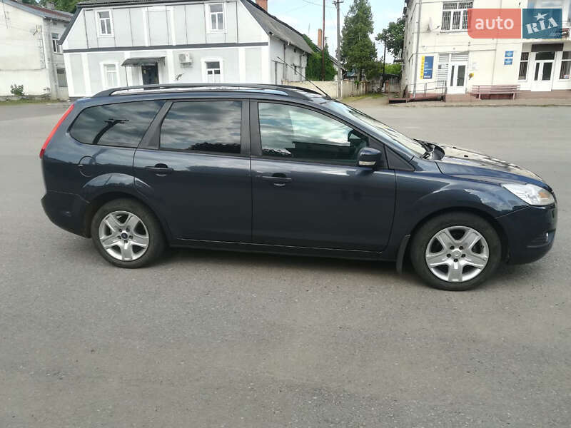 Универсал Ford Focus 2010 в Львове