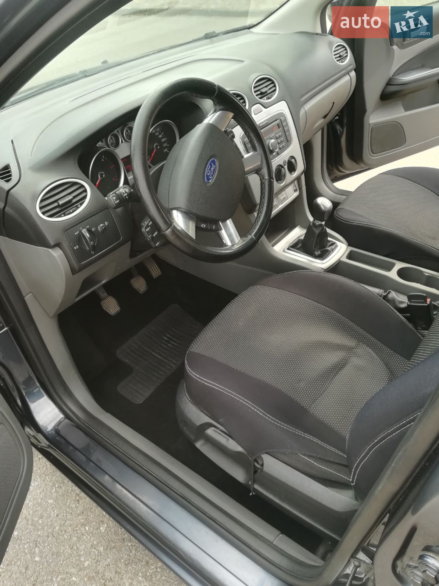 Ford Focus 2010 VIN WF0SXXGCDSAL43964 фото оголошення 4 з 19