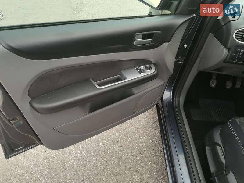 Универсал Ford Focus 2010 в Львове