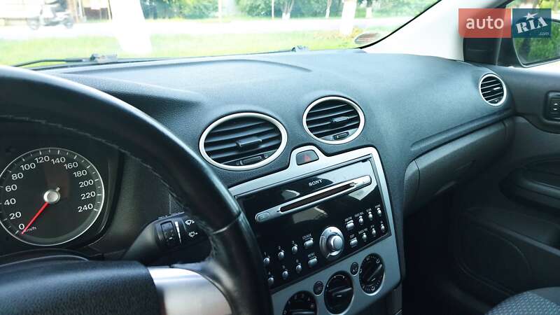 Универсал Ford Focus 2004 в Староконстантинове фото 31 Универсал Ford Focus 2004 в Староконстантинове