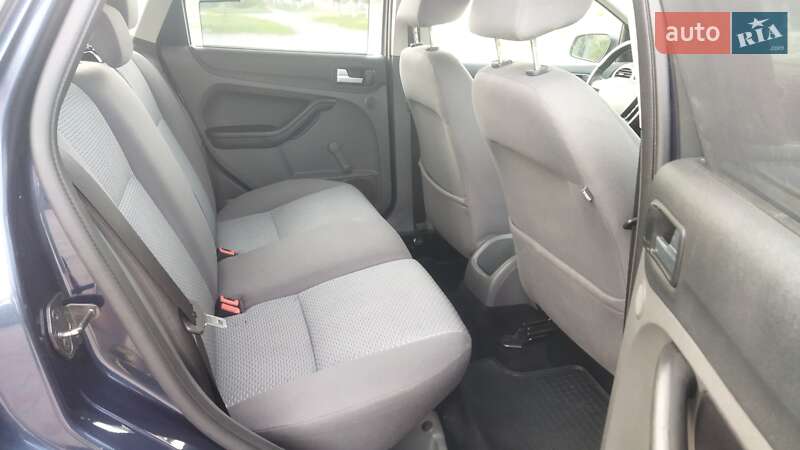 Универсал Ford Focus 2004 в Староконстантинове фото 46 Универсал Ford Focus 2004 в Староконстантинове