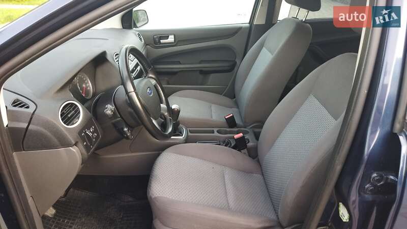 Универсал Ford Focus 2004 в Староконстантинове фото 29 Универсал Ford Focus 2004 в Староконстантинове