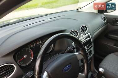 Универсал Ford Focus 2004 в 