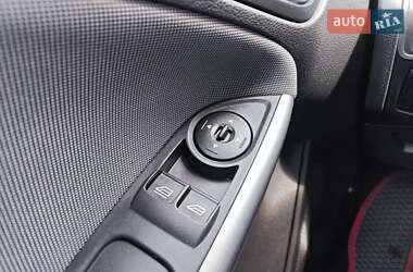 Хэтчбек Ford Focus 2014 в 