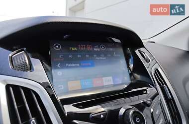 Хэтчбек Ford Focus 2014 в 