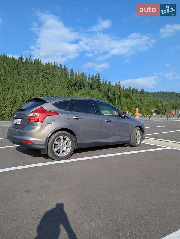 Хэтчбек Ford Focus 2014 в Татарове фото 12 Хэтчбек Ford Focus 2014 в Татарове